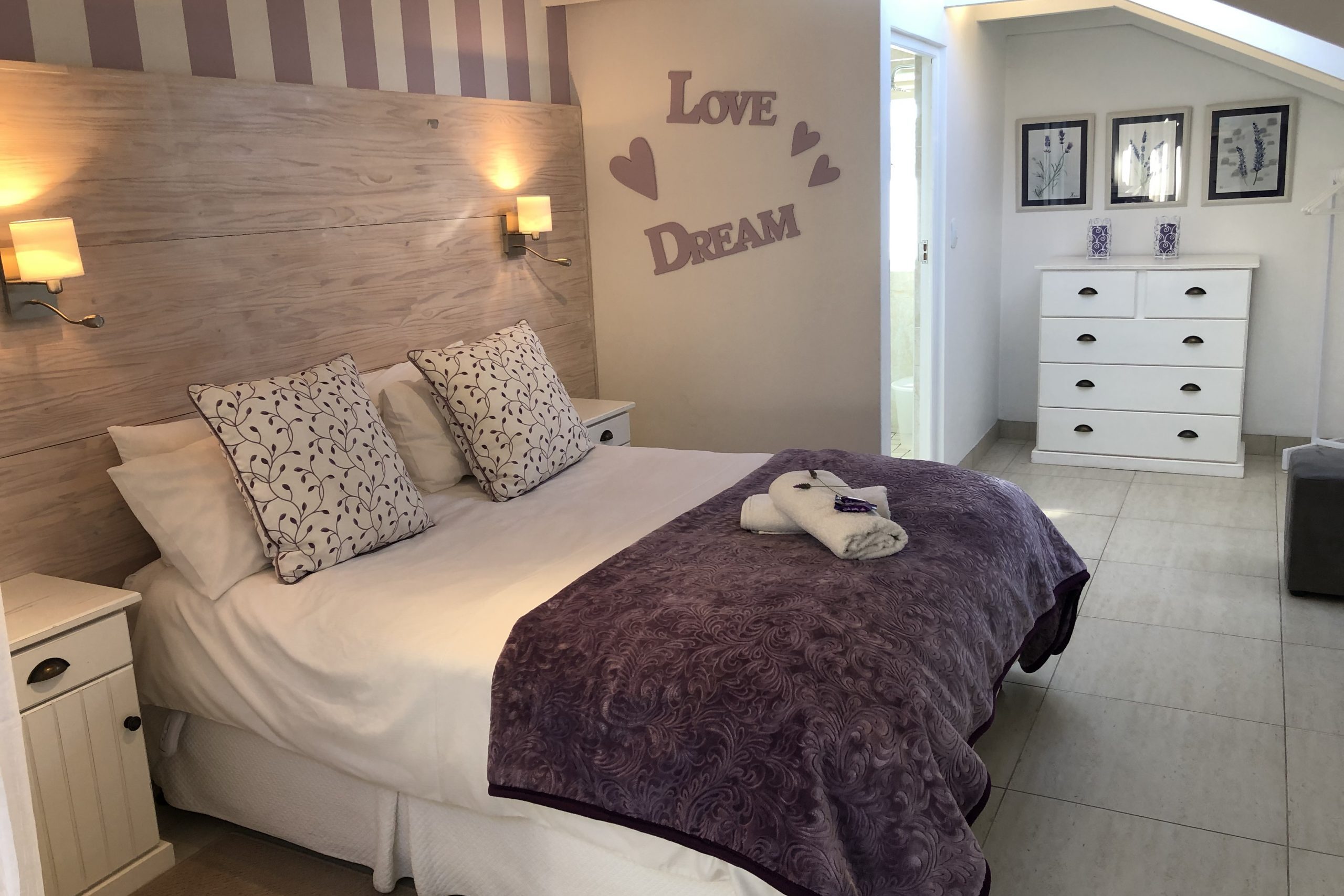 LekkeBly Loft Bedroom